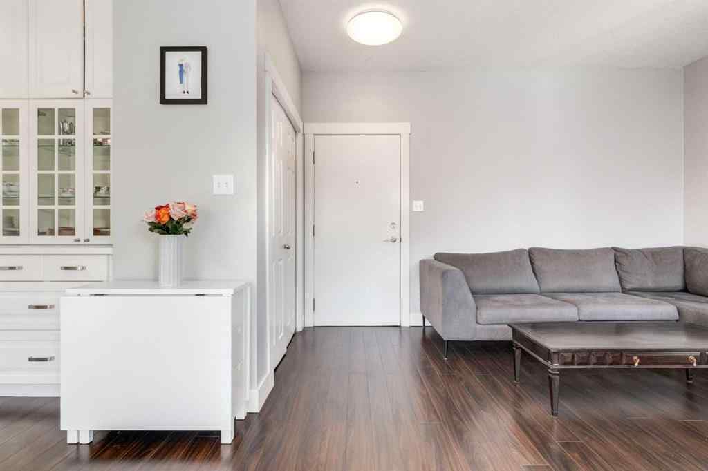 MLS® # A2271631 - Unit #201 3501 15 Street SW in Altadore Calgary, Residential Open Houses