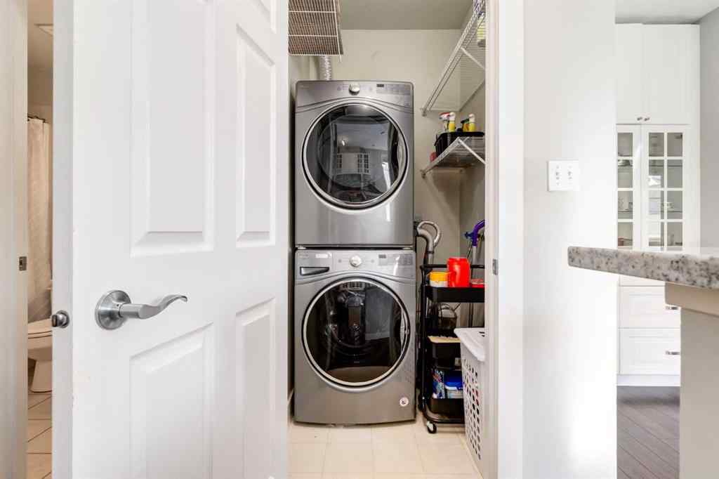 MLS® # A2271631 - Unit #201 3501 15 Street SW in Altadore Calgary, Residential Open Houses