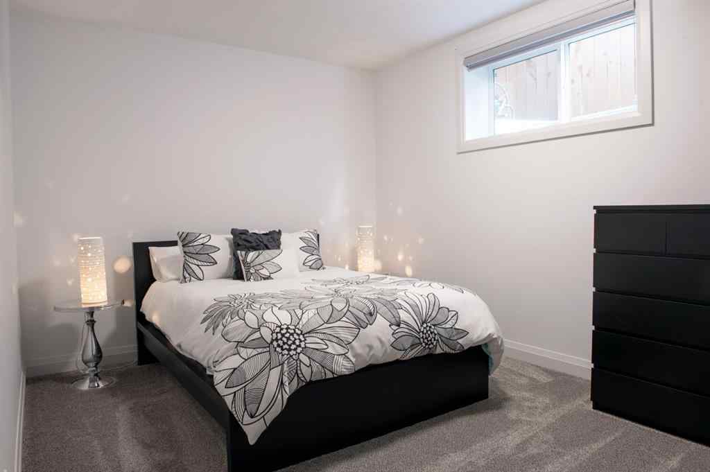 MLS&reg; # A2271632 - 214 Aspenmere Green  in Westmere Chestermere, Residential Open Houses