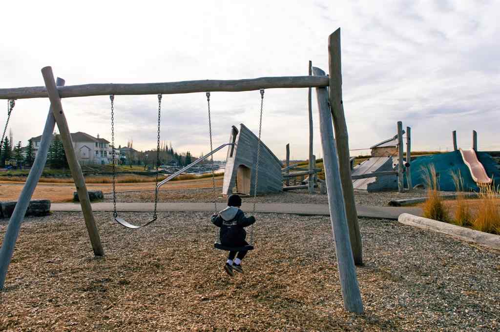 MLS&reg; # A2271632 - 214 Aspenmere Green  in Westmere Chestermere, Residential Open Houses