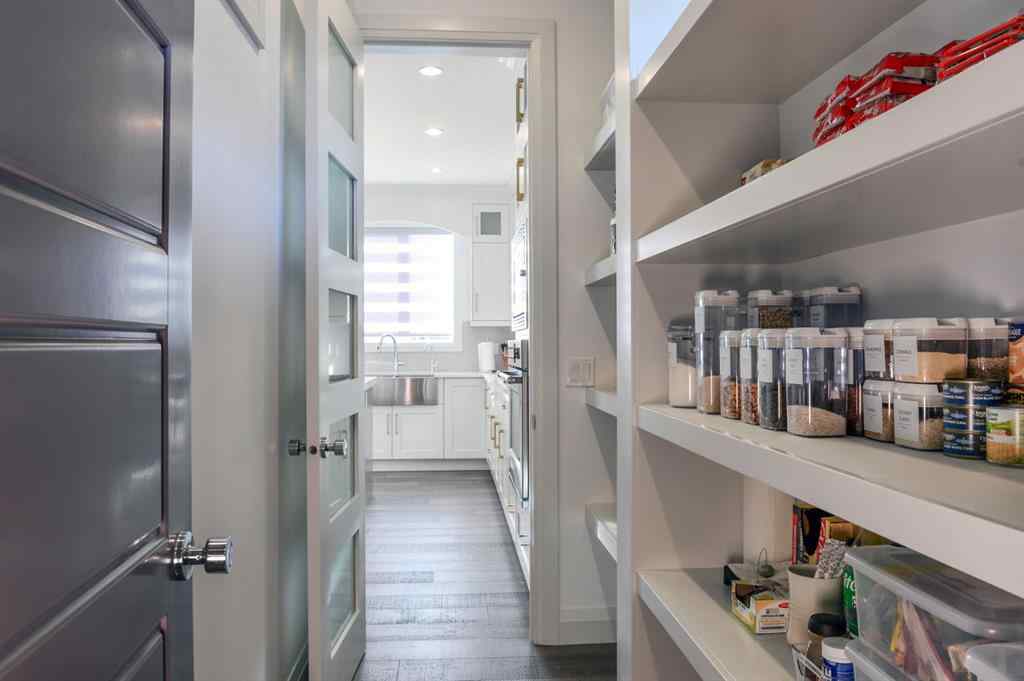 MLS&reg; # A2271632 - 214 Aspenmere Green  in Westmere Chestermere, Residential Open Houses