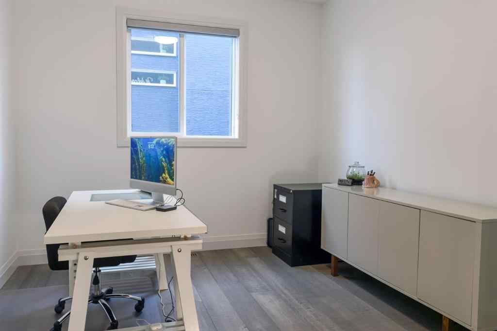 MLS&reg; # A2271632 - 214 Aspenmere Green  in Westmere Chestermere, Residential Open Houses