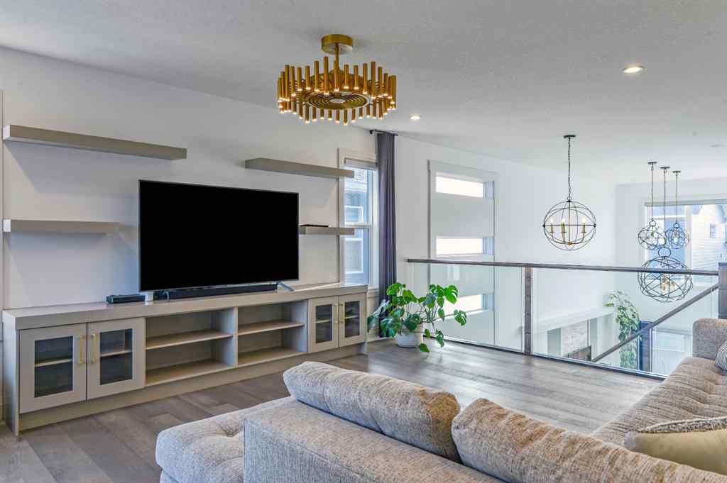 MLS&reg; # A2271632 - 214 Aspenmere Green  in Westmere Chestermere, Residential Open Houses