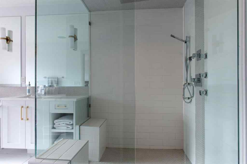 MLS&reg; # A2271632 - 214 Aspenmere Green  in Westmere Chestermere, Residential Open Houses