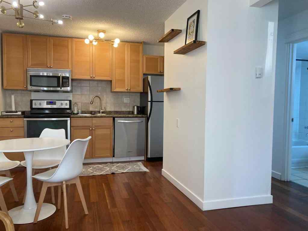 MLS® # A2271633 - Unit #103 2006 11 Avenue SW in Sunalta Calgary, Residential Open Houses