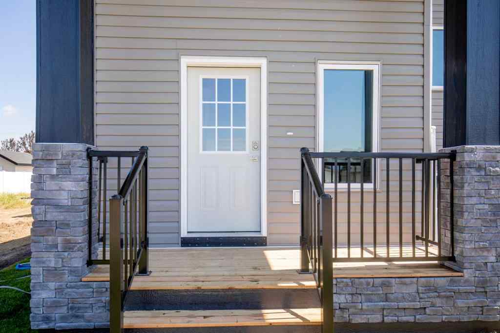 MLS&reg; # A2271637 - 109 Aztec Crescent  in Aurora Blackfalds, Residential Open Houses