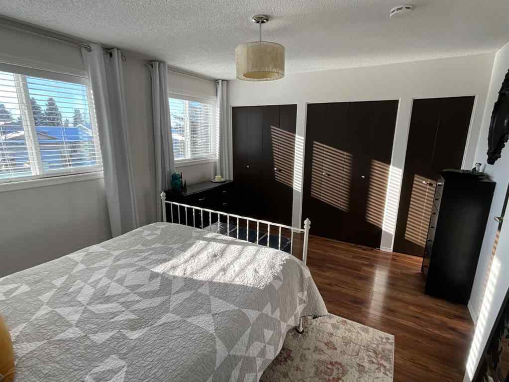 MLS&reg; # A2271648 - 34 Roland Street  in Rosedale Estates Red Deer, Residential Open Houses