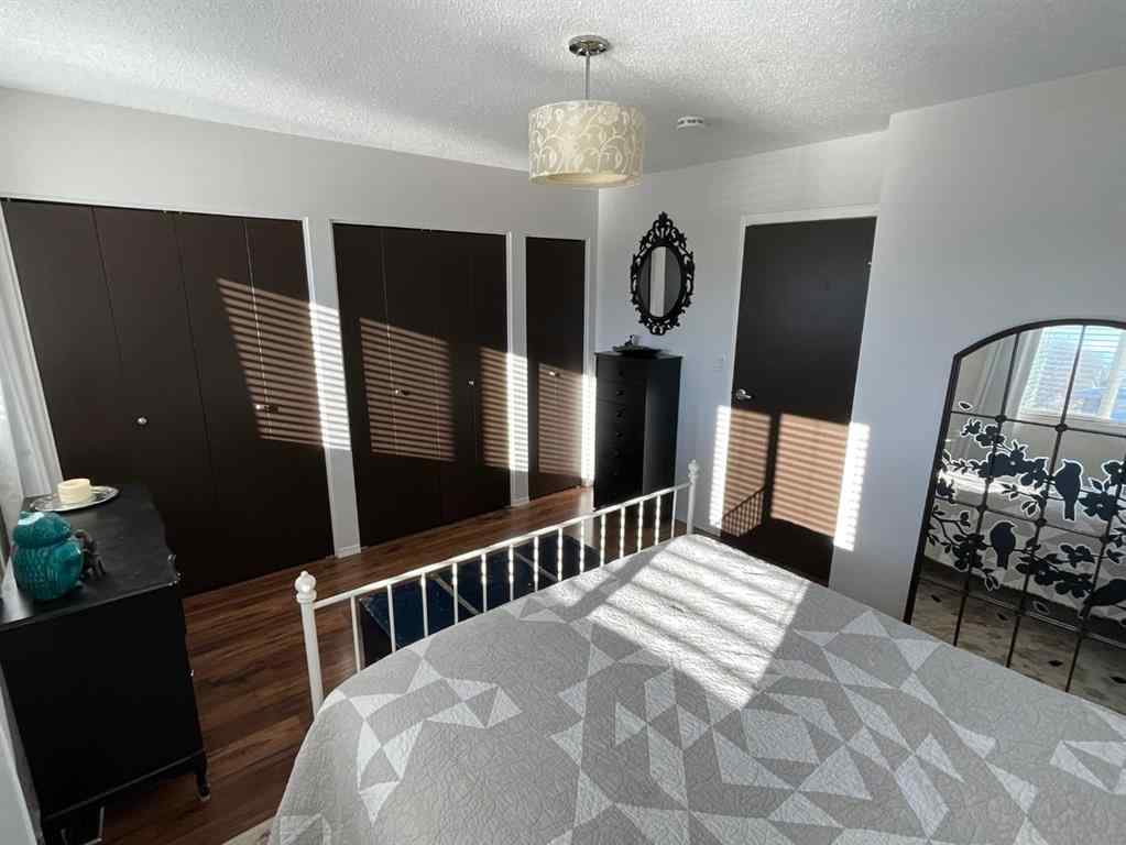 MLS&reg; # A2271648 - 34 Roland Street  in Rosedale Estates Red Deer, Residential Open Houses