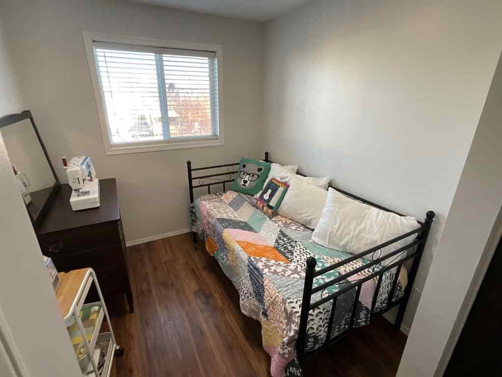 MLS&reg; # A2271648 - 34 Roland Street  in Rosedale Estates Red Deer, Residential Open Houses