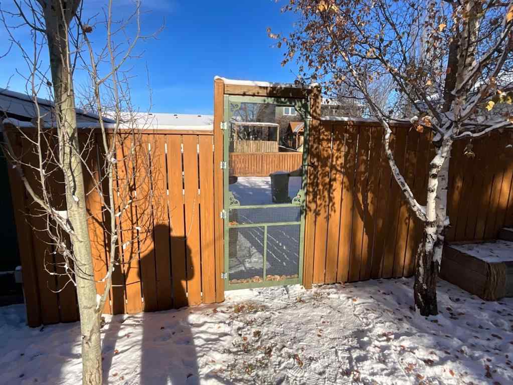 MLS&reg; # A2271648 - 34 Roland Street  in Rosedale Estates Red Deer, Residential Open Houses