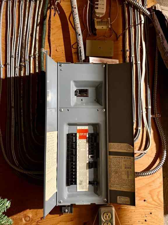 MLS&reg; # A2271656 - 614 5 Avenue W in Hanna Hanna, Residential Open Houses