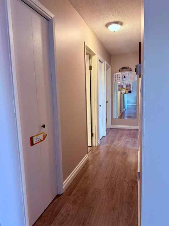 MLS&reg; # A2271656 - 614 5 Avenue W in Hanna Hanna, Residential Open Houses