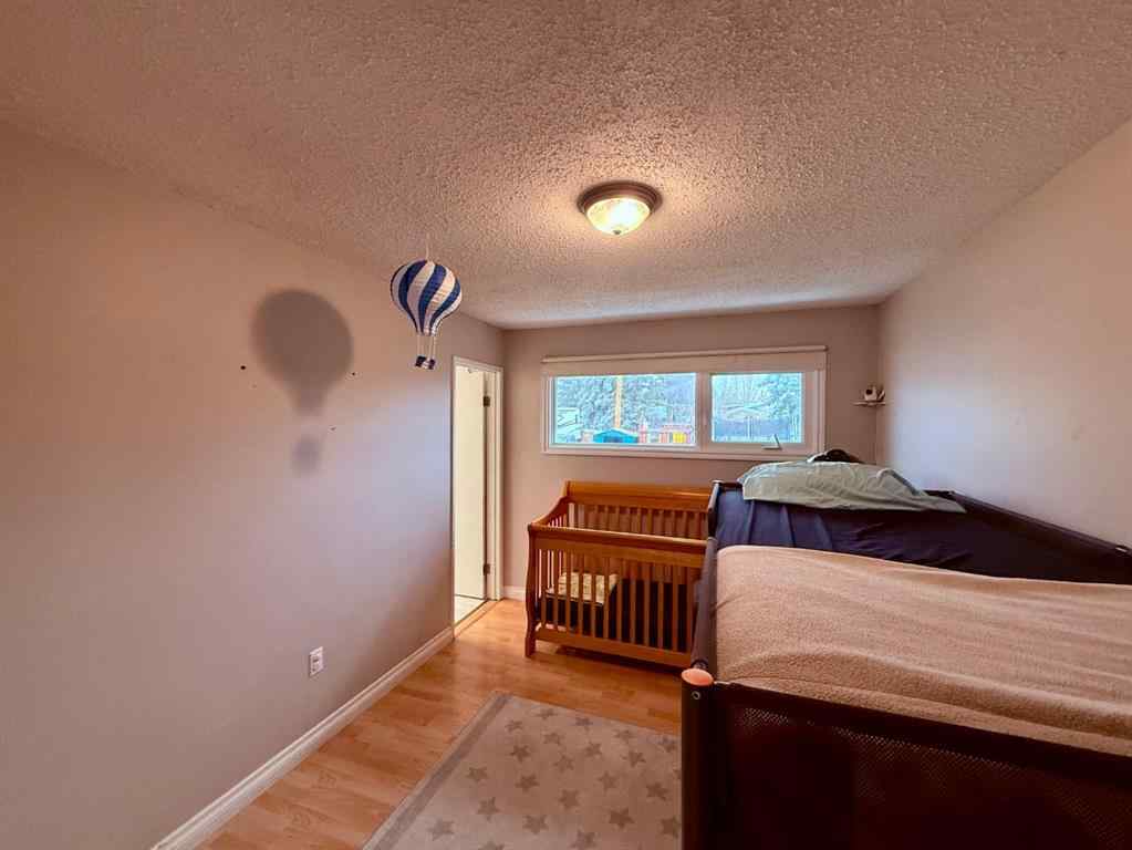 MLS&reg; # A2271656 - 614 5 Avenue W in Hanna Hanna, Residential Open Houses