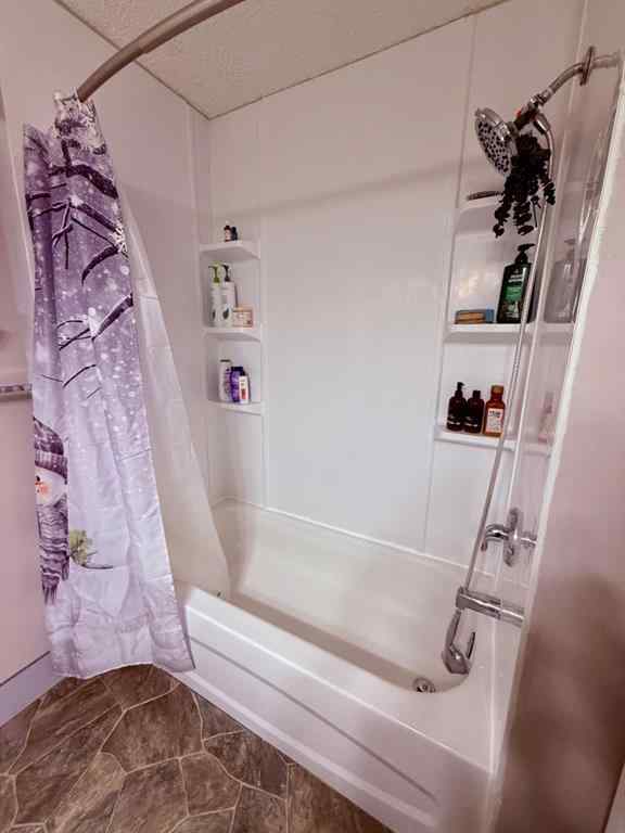 MLS&reg; # A2271656 - 614 5 Avenue W in Hanna Hanna, Residential Open Houses