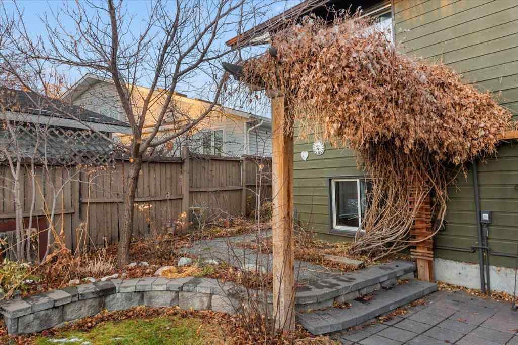 MLS&reg; # A2271657 - 107 Woodford Crescent SW in Woodbine Calgary, Residential Open Houses