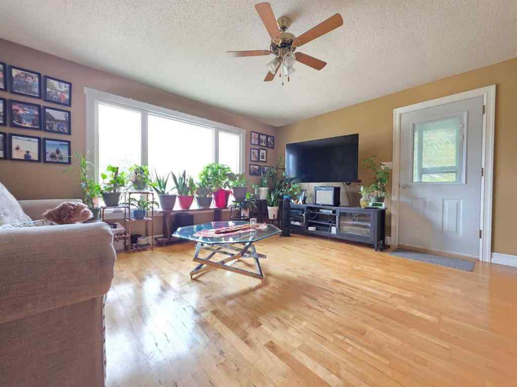 MLS&reg; # A2271668 - 11713 103 Ave   in NONE Fairview, Residential Open Houses