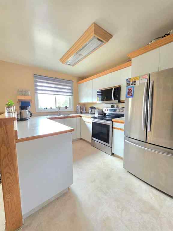 MLS&reg; # A2271668 - 11713 103 Ave   in NONE Fairview, Residential Open Houses