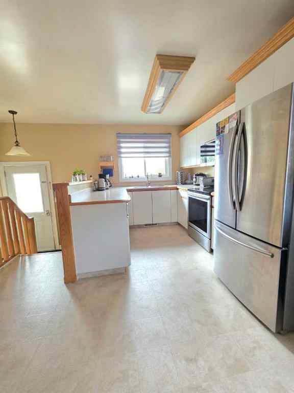 MLS&reg; # A2271668 - 11713 103 Ave   in NONE Fairview, Residential Open Houses