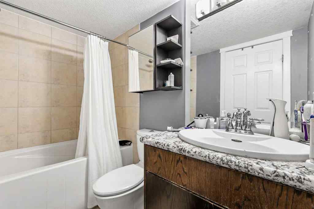 MLS&reg; # A2271673 - Unit #401 525 22 Avenue SW in Cliff Bungalow Calgary, Residential Open Houses