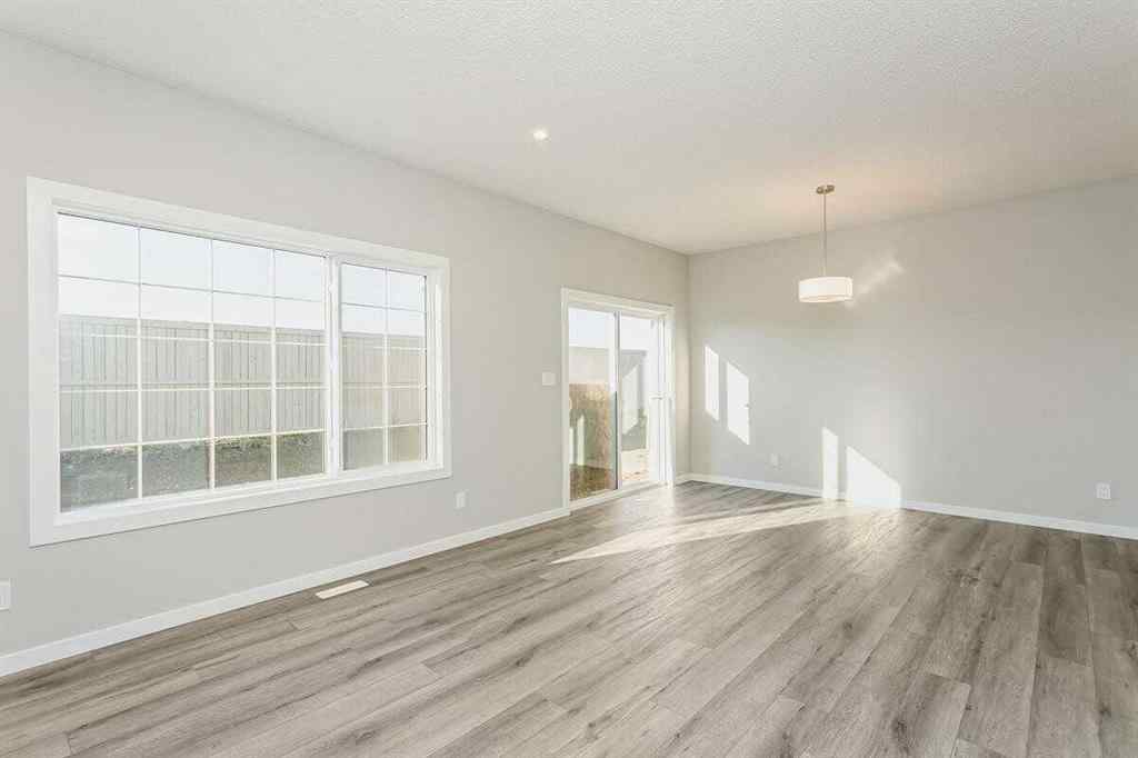 MLS&reg; # A2271676 - 21 Heartwood Lane SE in Rangeview Calgary, Residential Open Houses