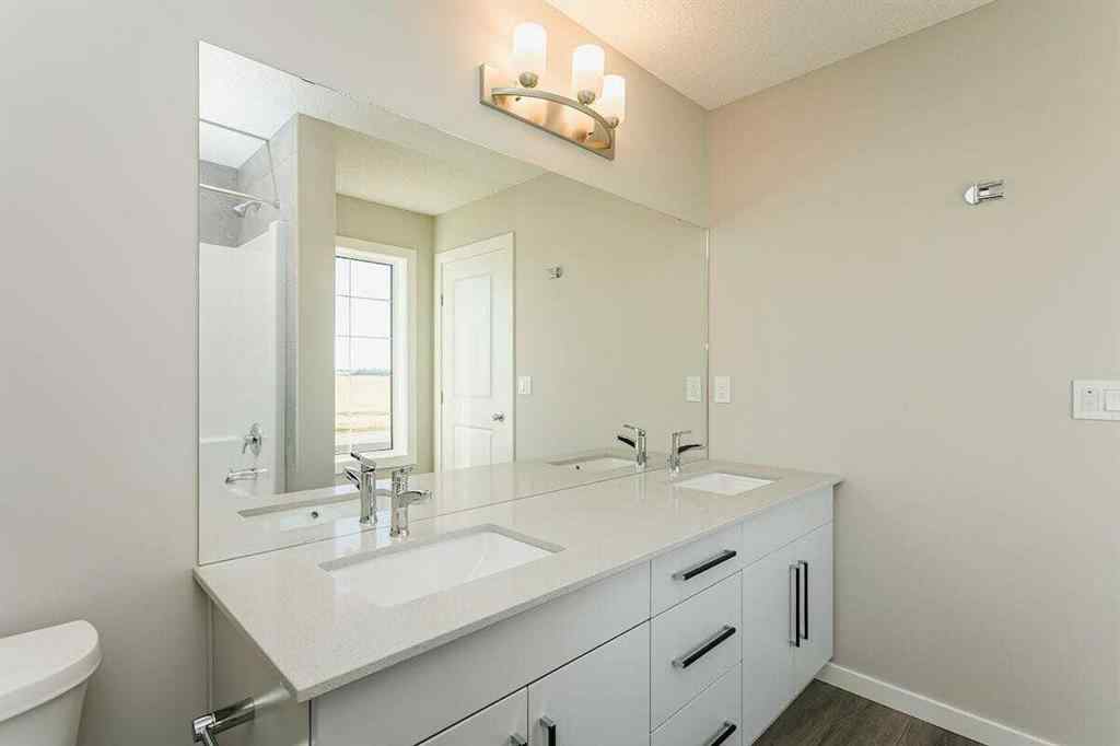 MLS&reg; # A2271676 - 21 Heartwood Lane SE in Rangeview Calgary, Residential Open Houses