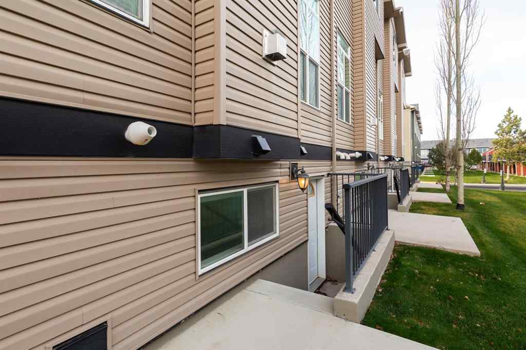 MLS&reg; # A2271678 - 847 Mt Sundance Manor W in Sunridge Lethbridge, Residential Open Houses