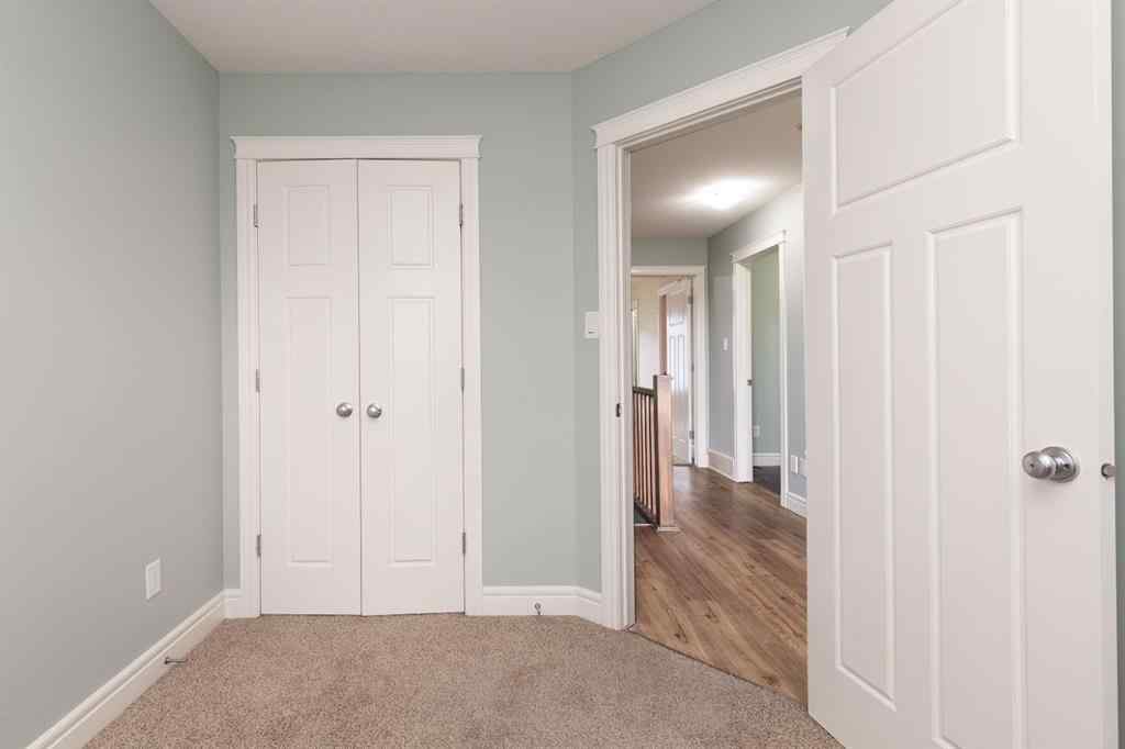 MLS&reg; # A2271678 - 847 Mt Sundance Manor W in Sunridge Lethbridge, Residential Open Houses