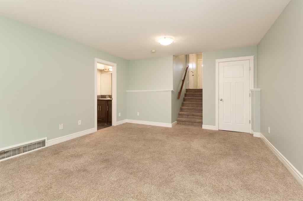 MLS&reg; # A2271678 - 847 Mt Sundance Manor W in Sunridge Lethbridge, Residential Open Houses