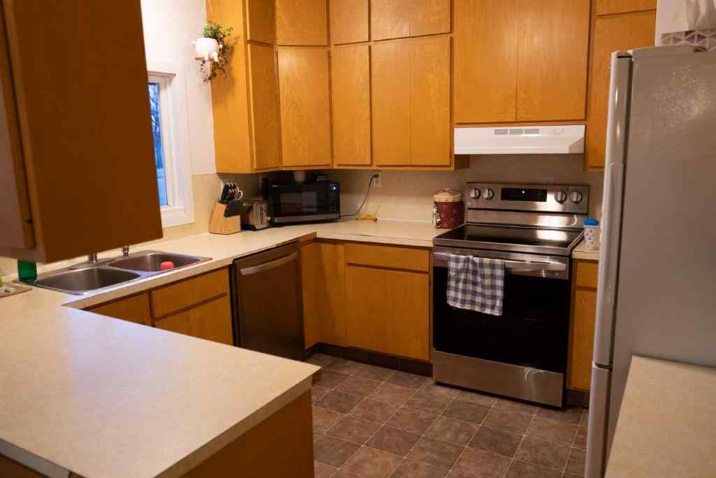 MLS&reg; # A2271679 - 230 E 100 S Street  in NONE Raymond, Residential Open Houses