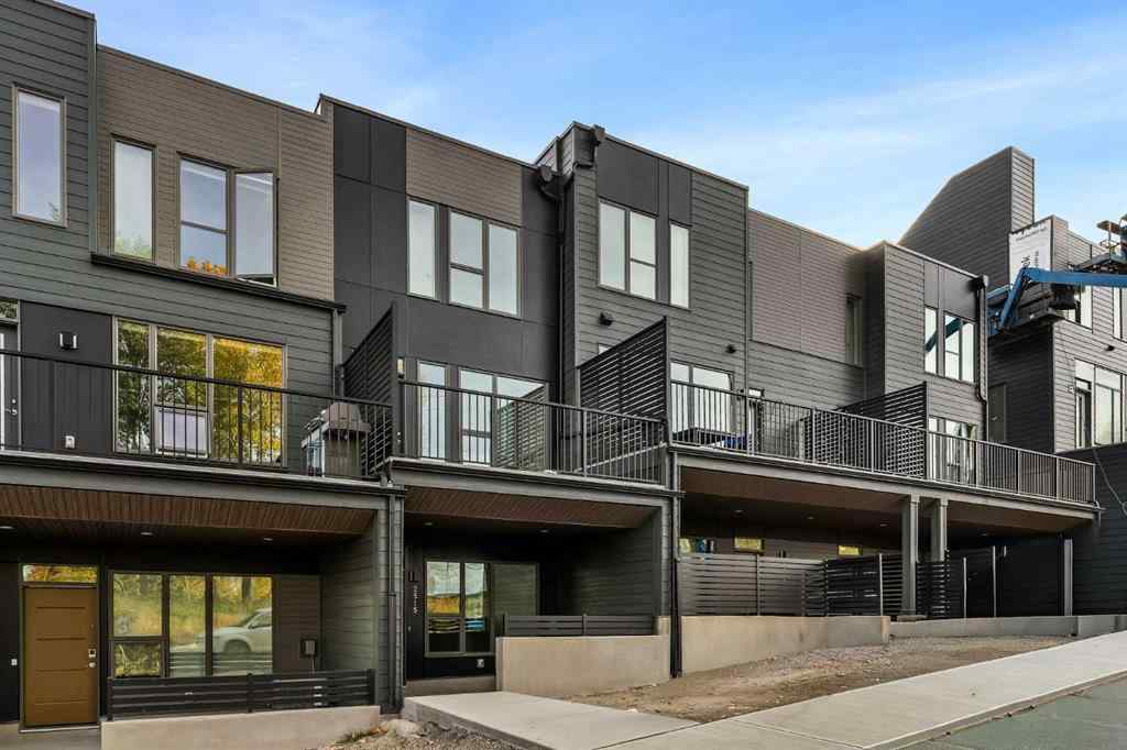 MLS&reg; # A2271680 - 2515 Sovereign Crescent SW in Shaganappi Calgary, Residential Open Houses