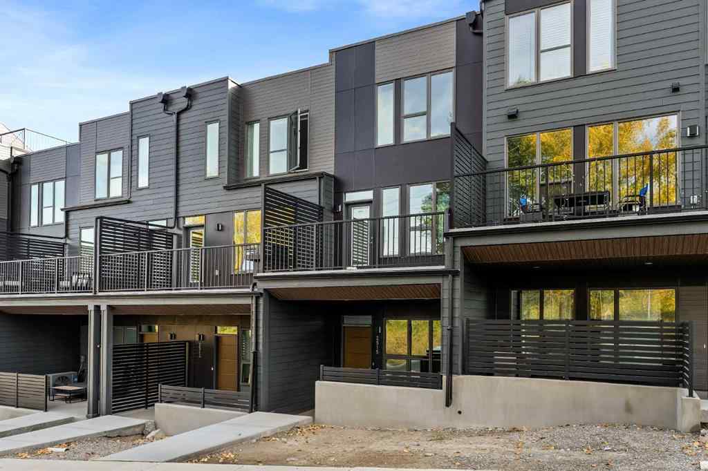 MLS&reg; # A2271680 - 2515 Sovereign Crescent SW in Shaganappi Calgary, Residential Open Houses