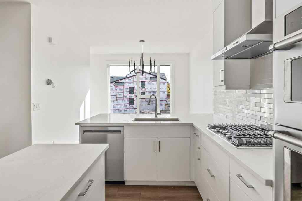 MLS&reg; # A2271680 - 2515 Sovereign Crescent SW in Shaganappi Calgary, Residential Open Houses