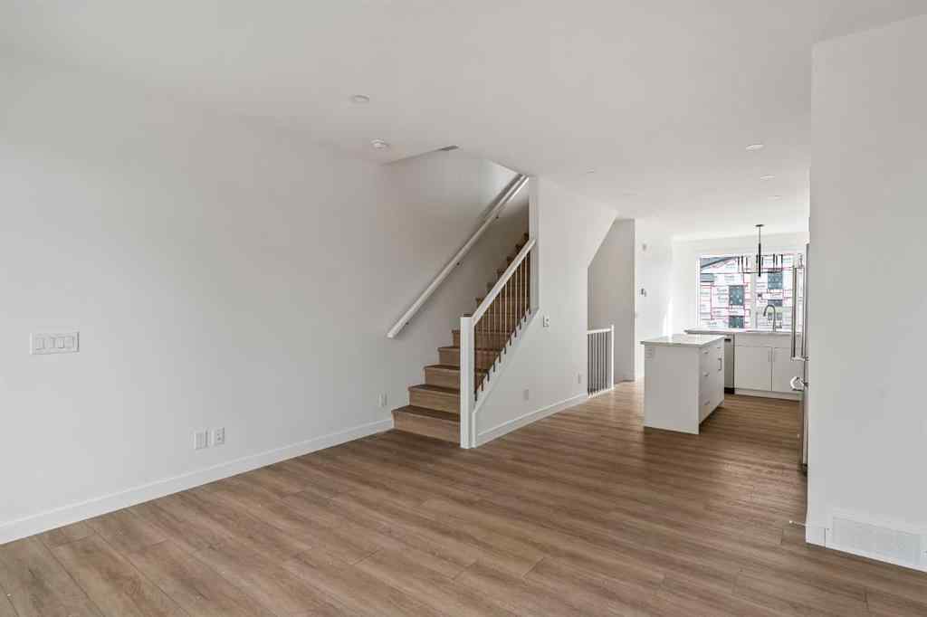 MLS&reg; # A2271680 - 2515 Sovereign Crescent SW in Shaganappi Calgary, Residential Open Houses