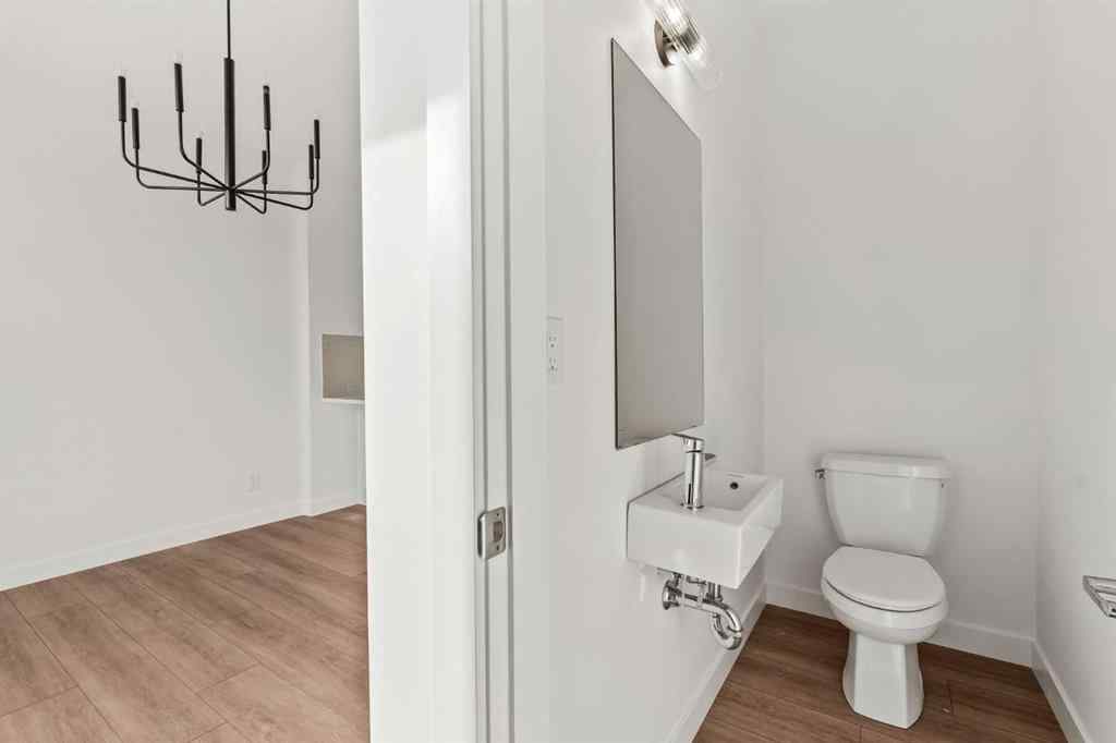 MLS&reg; # A2271680 - 2515 Sovereign Crescent SW in Shaganappi Calgary, Residential Open Houses