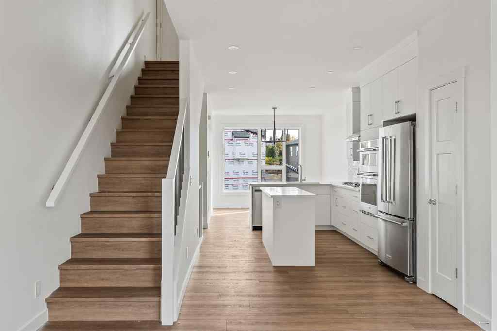 MLS&reg; # A2271680 - 2515 Sovereign Crescent SW in Shaganappi Calgary, Residential Open Houses