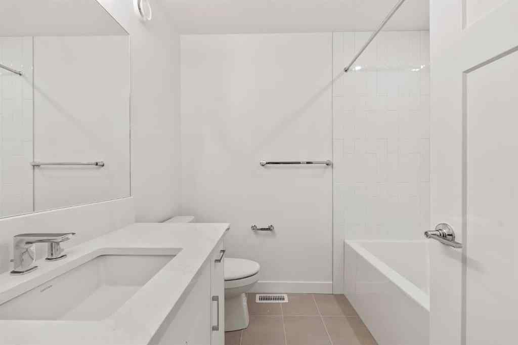 MLS&reg; # A2271680 - 2515 Sovereign Crescent SW in Shaganappi Calgary, Residential Open Houses