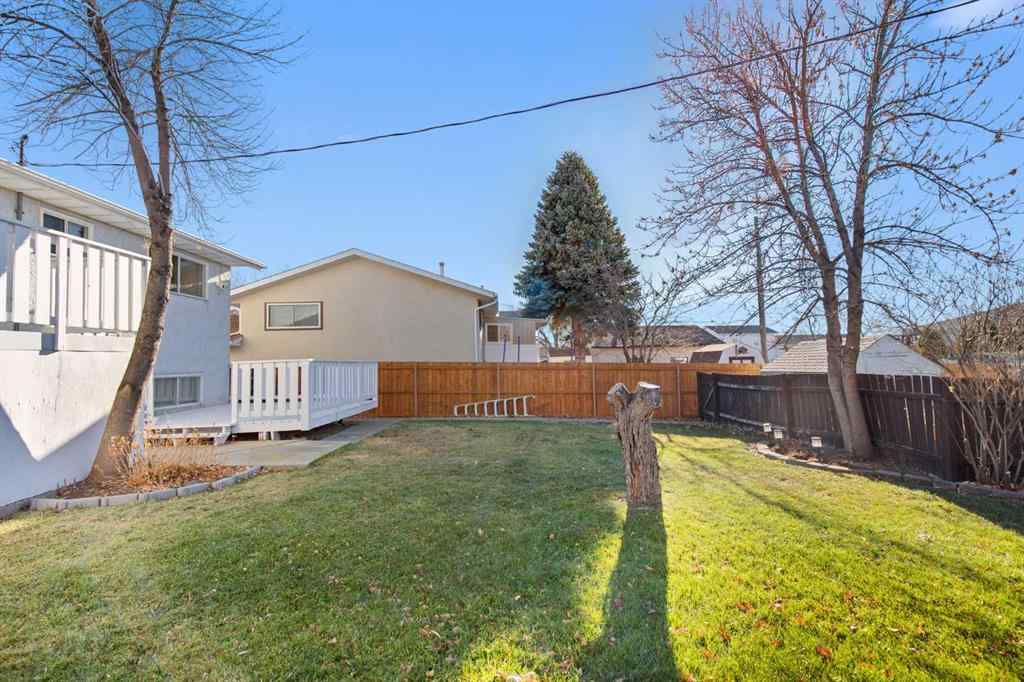 MLS&reg; # A2271681 - 430 Main Street S in NONE Redcliff, Residential Open Houses