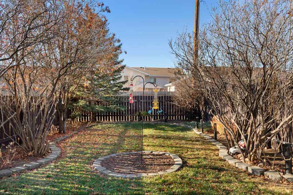 MLS&reg; # A2271681 - 430 Main Street S in NONE Redcliff, Residential Open Houses