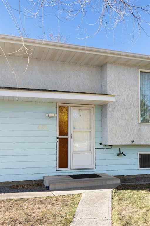 MLS&reg; # A2271681 - 430 Main Street S in NONE Redcliff, Residential Open Houses