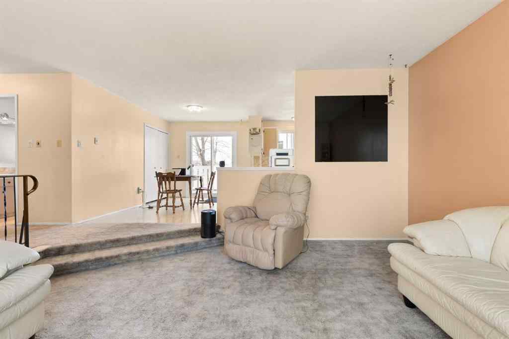 MLS&reg; # A2271681 - 430 Main Street S in NONE Redcliff, Residential Open Houses