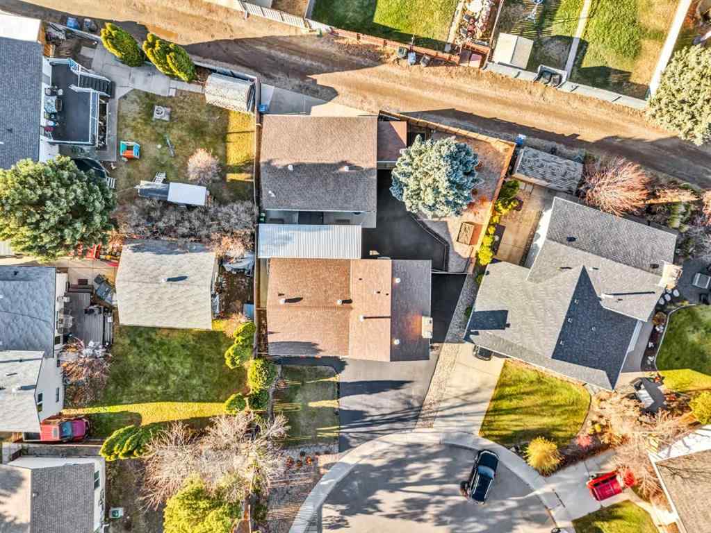 MLS&reg; # A2271688 - 106 Rossland Road SE in Ross Glen Medicine Hat, Residential Open Houses