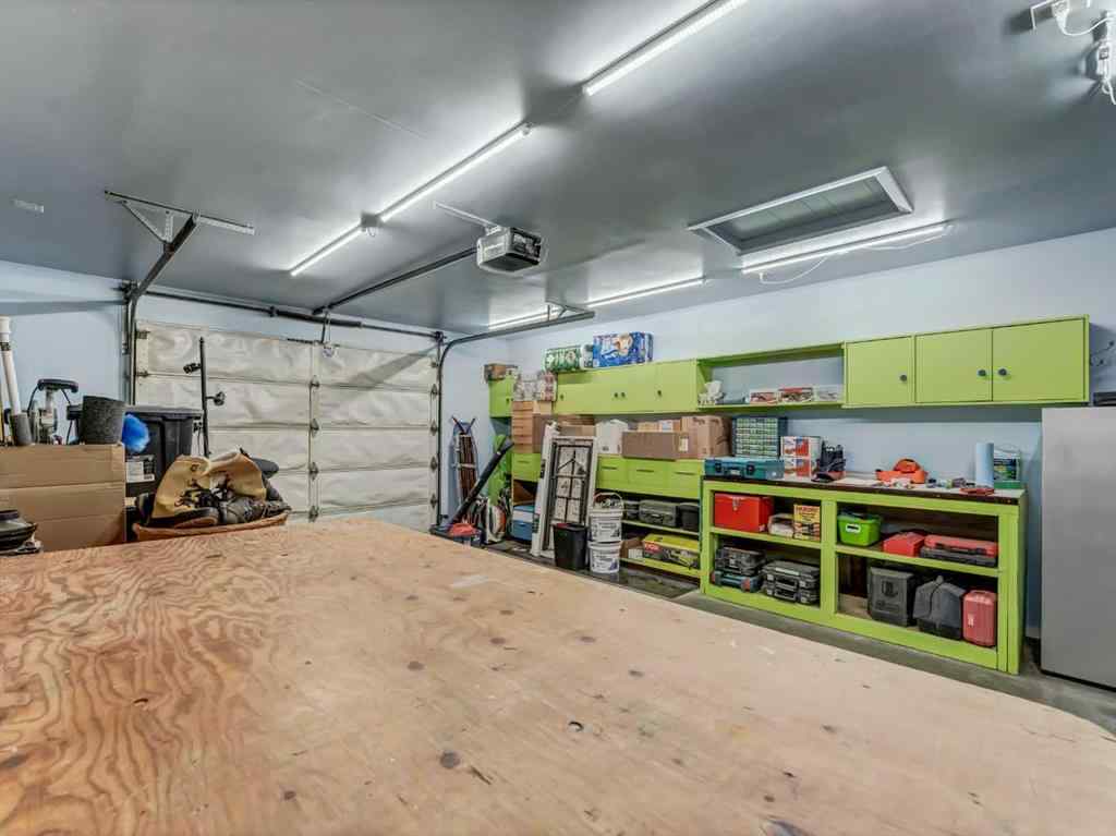 MLS&reg; # A2271688 - 106 Rossland Road SE in Ross Glen Medicine Hat, Residential Open Houses