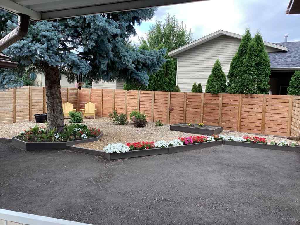 MLS&reg; # A2271688 - 106 Rossland Road SE in Ross Glen Medicine Hat, Residential Open Houses