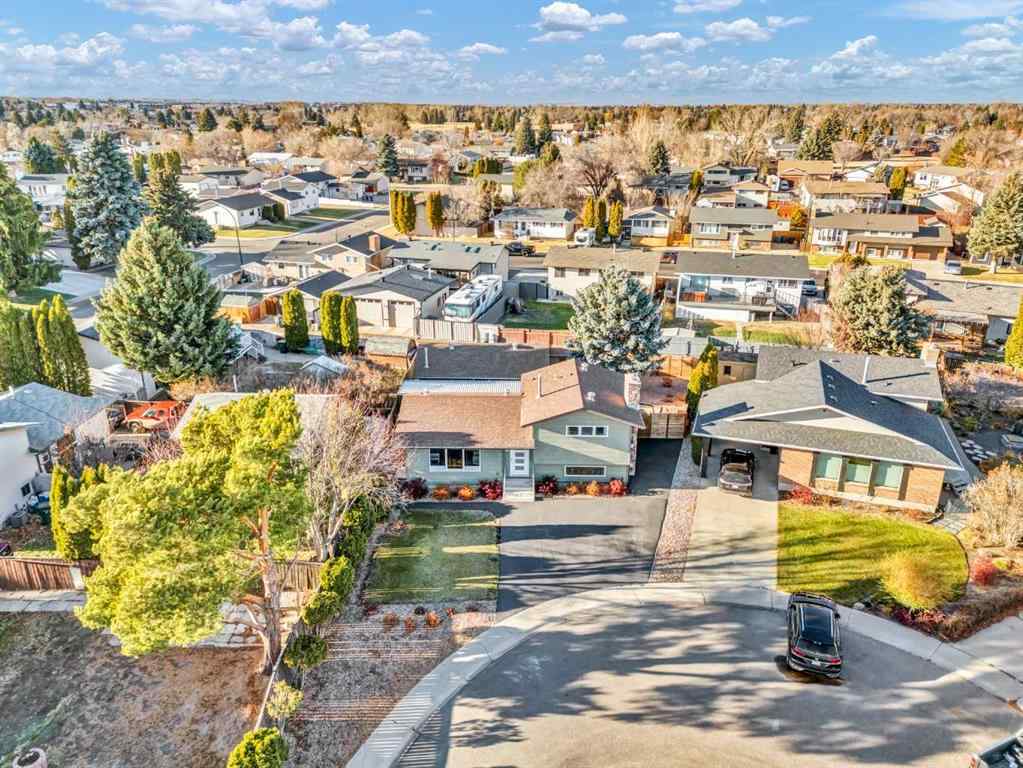 MLS&reg; # A2271688 - 106 Rossland Road SE in Ross Glen Medicine Hat, Residential Open Houses