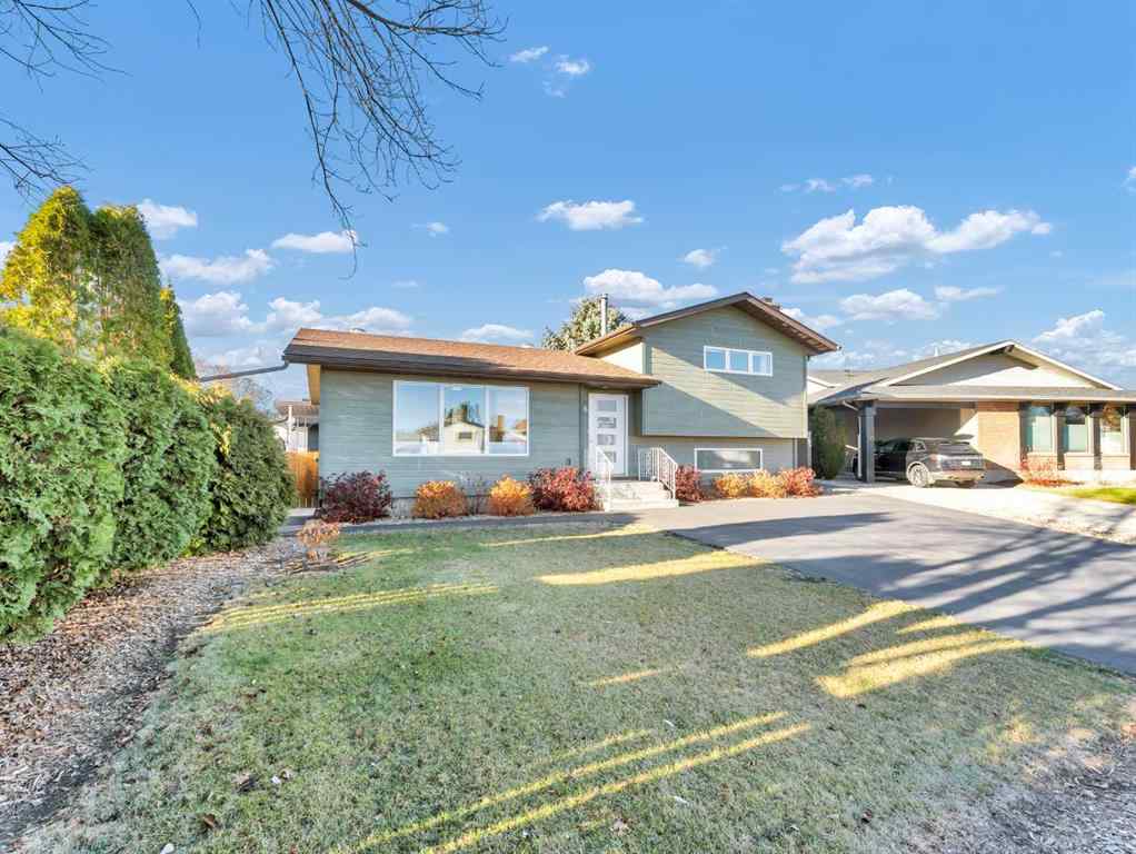 MLS&reg; # A2271688 - 106 Rossland Road SE in Ross Glen Medicine Hat, Residential Open Houses