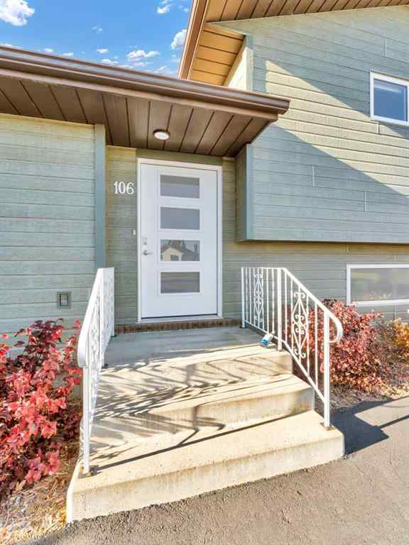 MLS&reg; # A2271688 - 106 Rossland Road SE in Ross Glen Medicine Hat, Residential Open Houses