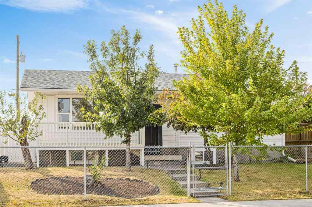 MLS&reg; # A2271703 - 631 58 Street SE in Penbrooke Meadows Calgary, Residential Open Houses