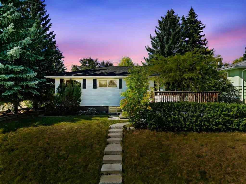 MLS&reg; # A2271712 - 1048 39 Avenue NW in Cambrian Heights Calgary, Residential Open Houses