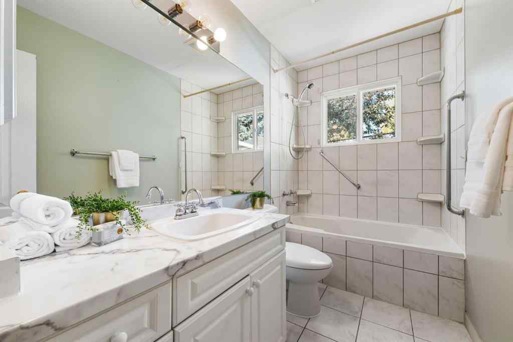 MLS&reg; # A2271712 - 1048 39 Avenue NW in Cambrian Heights Calgary, Residential Open Houses