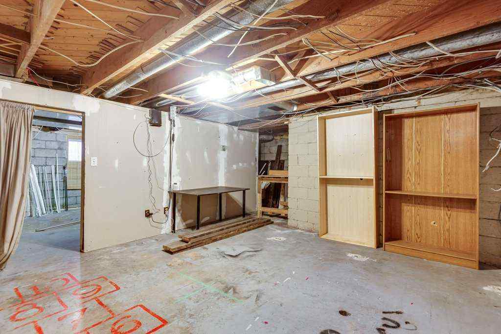 MLS&reg; # A2271713 - 4915 44 Street  in Central Innisfail Innisfail, Residential Open Houses